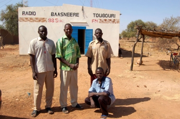 Lo staff di radio Baasneere al completo